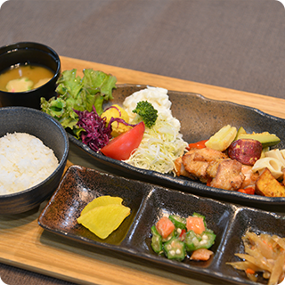 MAMAGOTOYA（ままごとや）